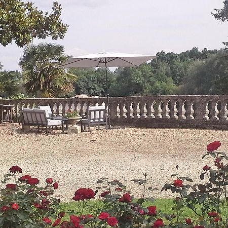 Bed and Breakfast Le Logis De Ruelle Экстерьер фото
