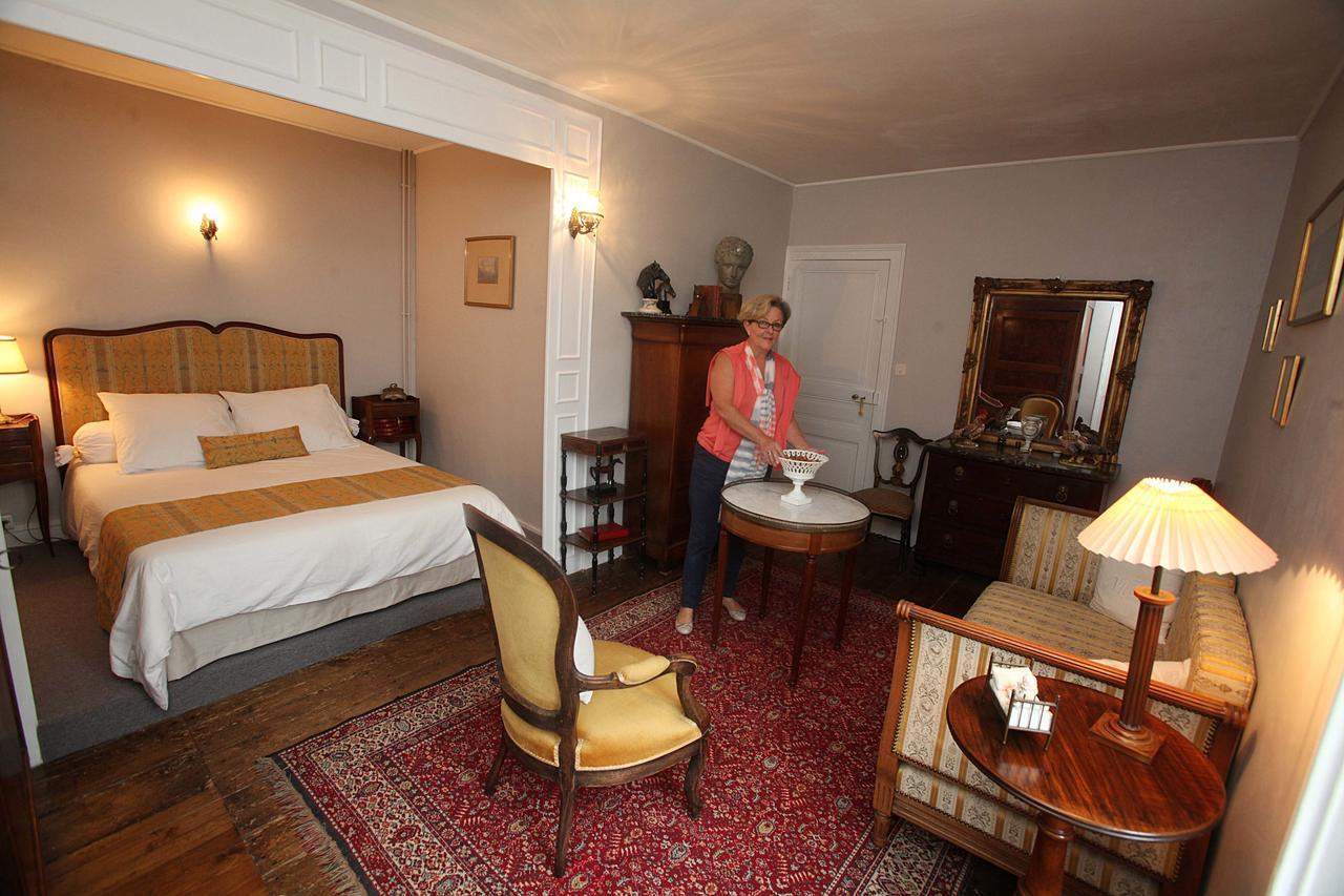 Bed and Breakfast Le Logis De Ruelle Экстерьер фото