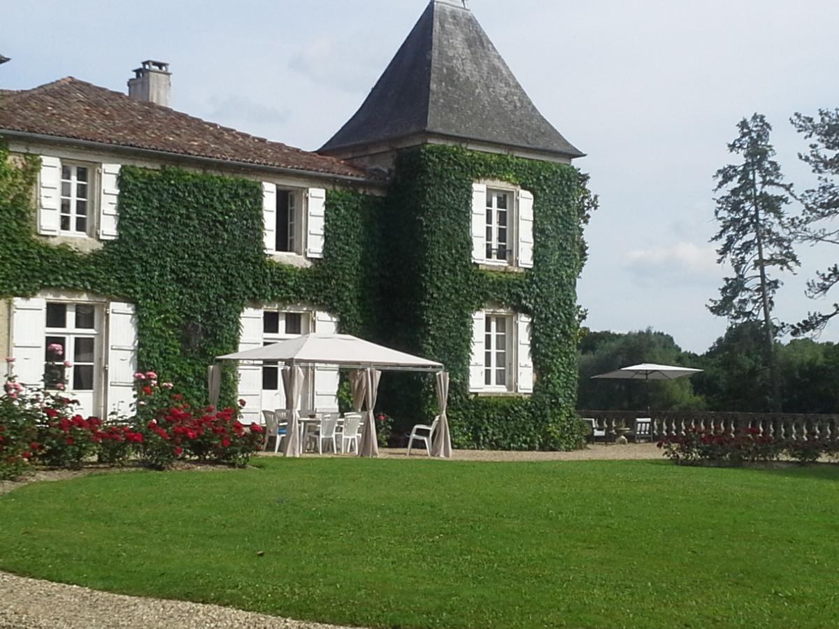 Bed and Breakfast Le Logis De Ruelle Экстерьер фото